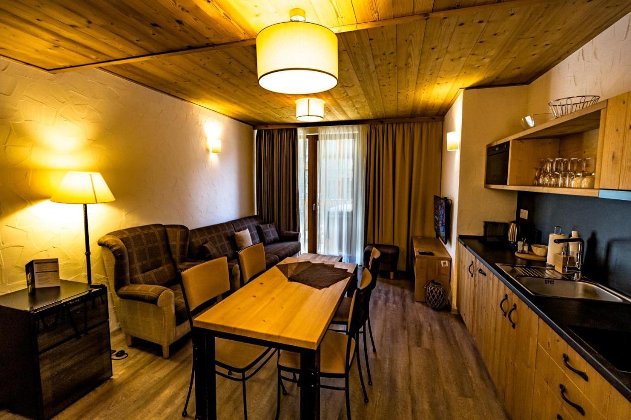 Cardinal Jasna Mountain Wellness Apartment เดมานอฟสกา โดลินา ภายนอก รูปภาพ